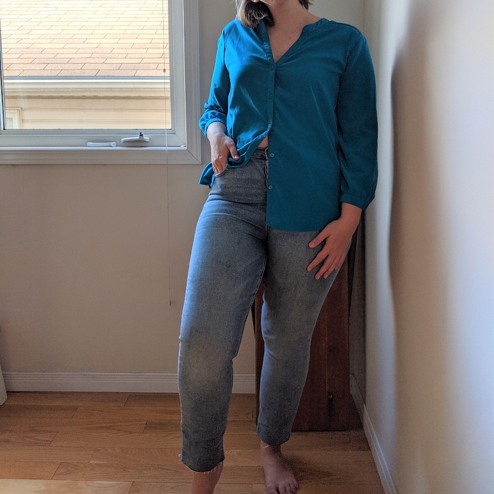 button-up turquoise blouse